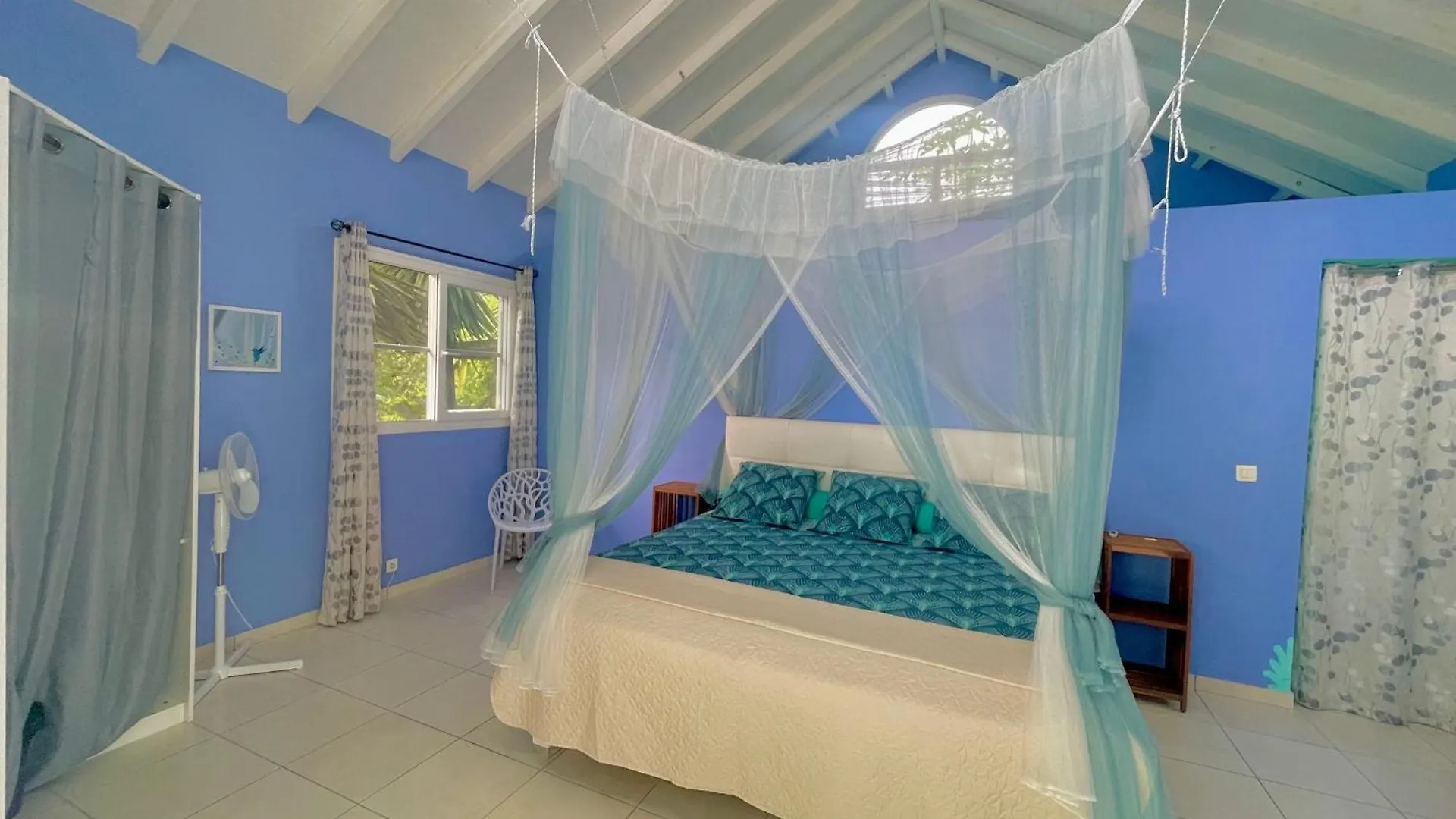 ゲストハウス Tailor-Made House And Table Dhtes For Holidaymakers And Business Travelers